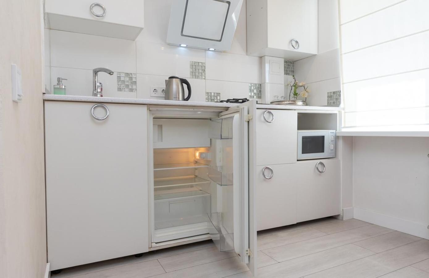 Appartement Flat24 On Lesi Ukrainki 3 à Kiev Extérieur photo